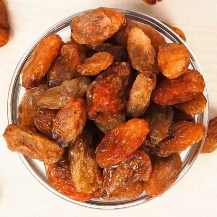 Munakka Regular